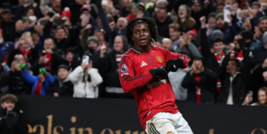 MALAS NOTICIAS PARA EL MANCHESTER UNITED: PIERDE A DORGU POR 10 SEMANAS